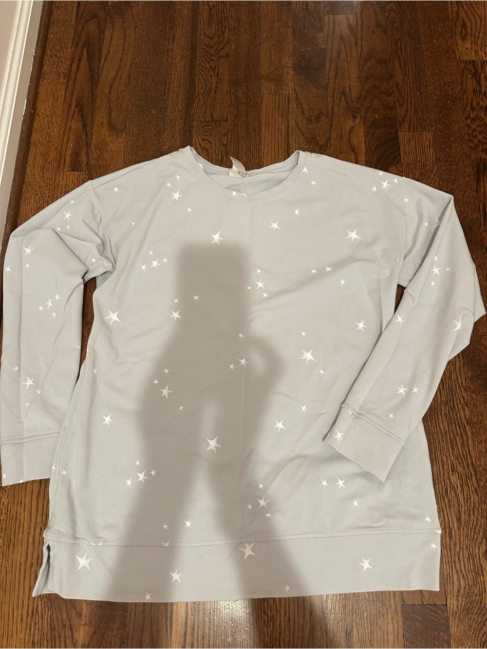 Chico's Light Gray Star-Print Crewneck Sweatshirt